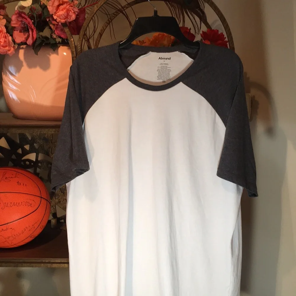 Abound Baseball Style Tee Men’s XL